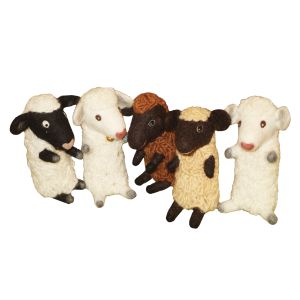 Filz-Fingerpuppe hellbraunes Schaf kaufen München, braunes Schaf aus Filz, brown sheep made of felt, natürliches Kinder-Spielzeug aus Filz, Filz-Finger-Puppe Schaf, Filz-Tier, Filzfingerpuppe hellbraunes Schaf
