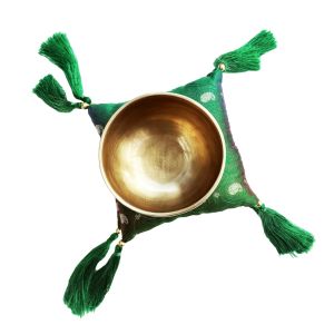 Klangschale 290 - 299 g Messing kaufen München, Klang-Schale kaufen Erding, buy indian singing bowl, Klangschalentherapie Bayern, Musik-Pädagogik, Musik-Therapie, Klang-Schalen-Therapie, Klang-Schale BRD, Klangschale aus Indien, Klangschale 290 - 299 g