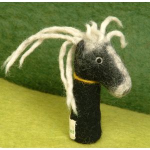 Filz-Fingerpuppe schwarzes Pferd  kaufen München, Filzfingerpuppe schwarzes Pferd kaufen Bayern,  glove puppet black horse made of felt, natürliches Kinder-Spielzeug aus Filz, Filz-Finger-Puppe schwarzes Pferd Erding, Filzfingerpuppe schwarzes Pferd
